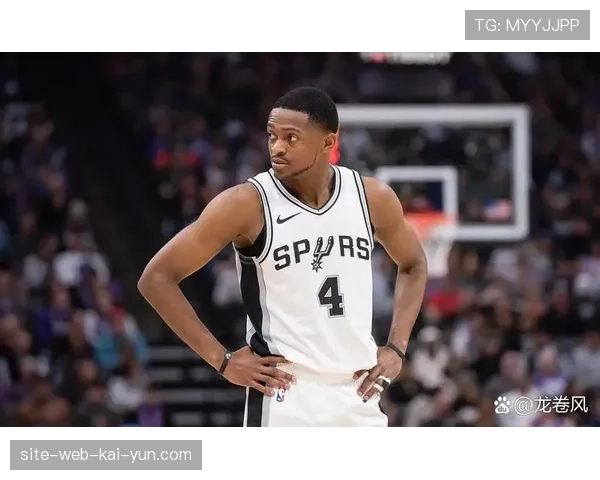 福克斯外线手感冰凉仅得14分 马刺后场需稳定性提升 福克斯外线手感冰凉仅得14分 马刺后场需稳定性提升