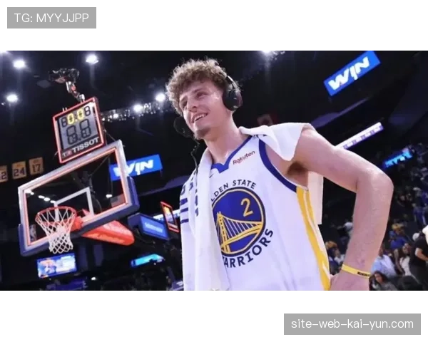 波杰姆斯基18+15+9准三双 勇士新秀展现全能身手